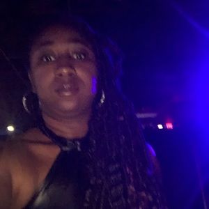 Meet your Posher, Lakeisha